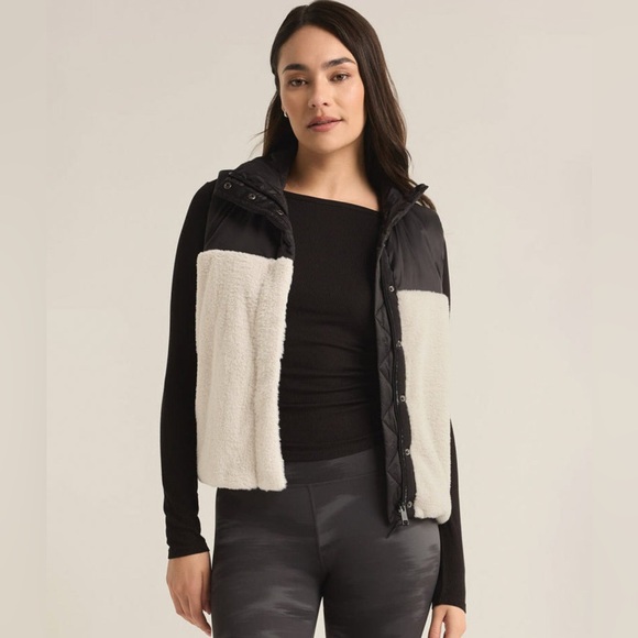Z Supply Jackets & Blazers - Z Supply•SESAME ROCKY SHERPA PUFFER VEST•Size S•NWT